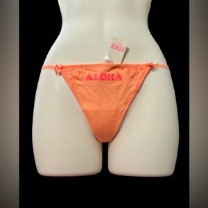 NWT RARE Victoria’s Secret PINK Orange Lace Back String Thong Panty VS Medium M